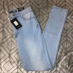 [FOREVER 21] Marilyn High Waisted Skinny Jeans